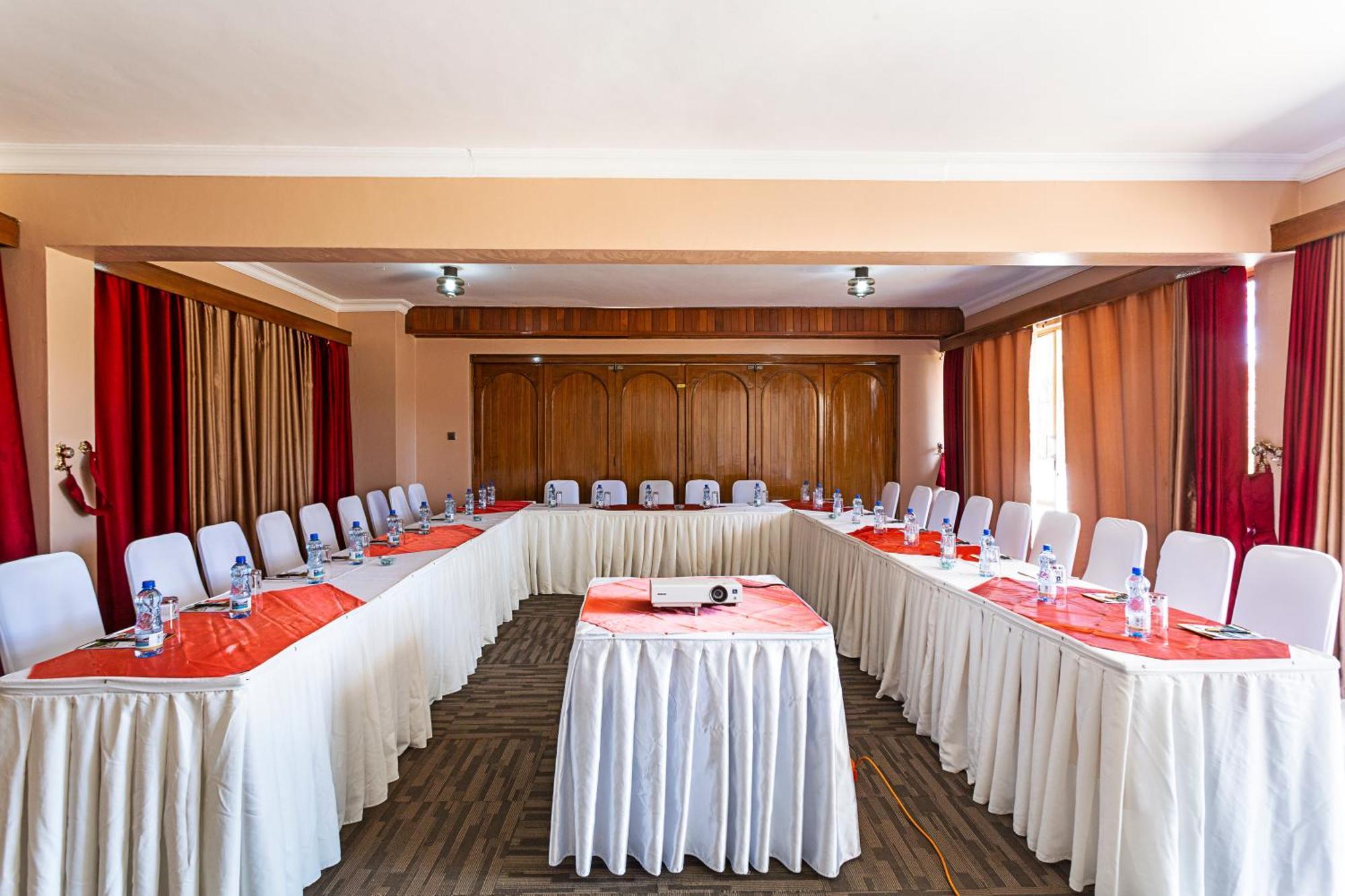 Sirikwa Hotel إلدوريت المظهر الخارجي الصورة