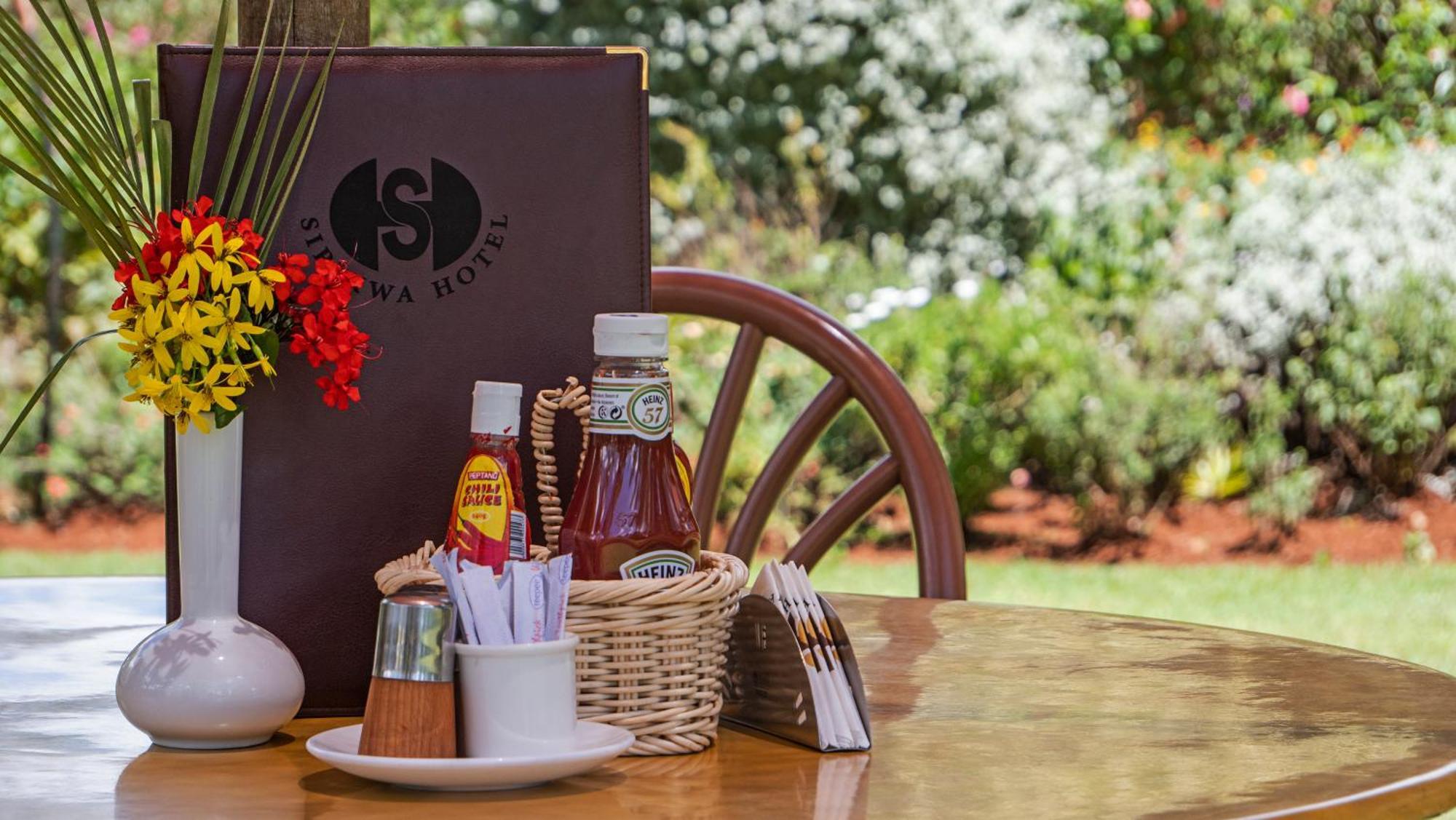 Sirikwa Hotel إلدوريت المظهر الخارجي الصورة